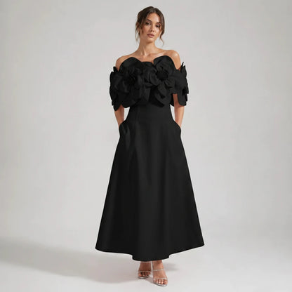 Robe midi épaules dénudées à détails floraux