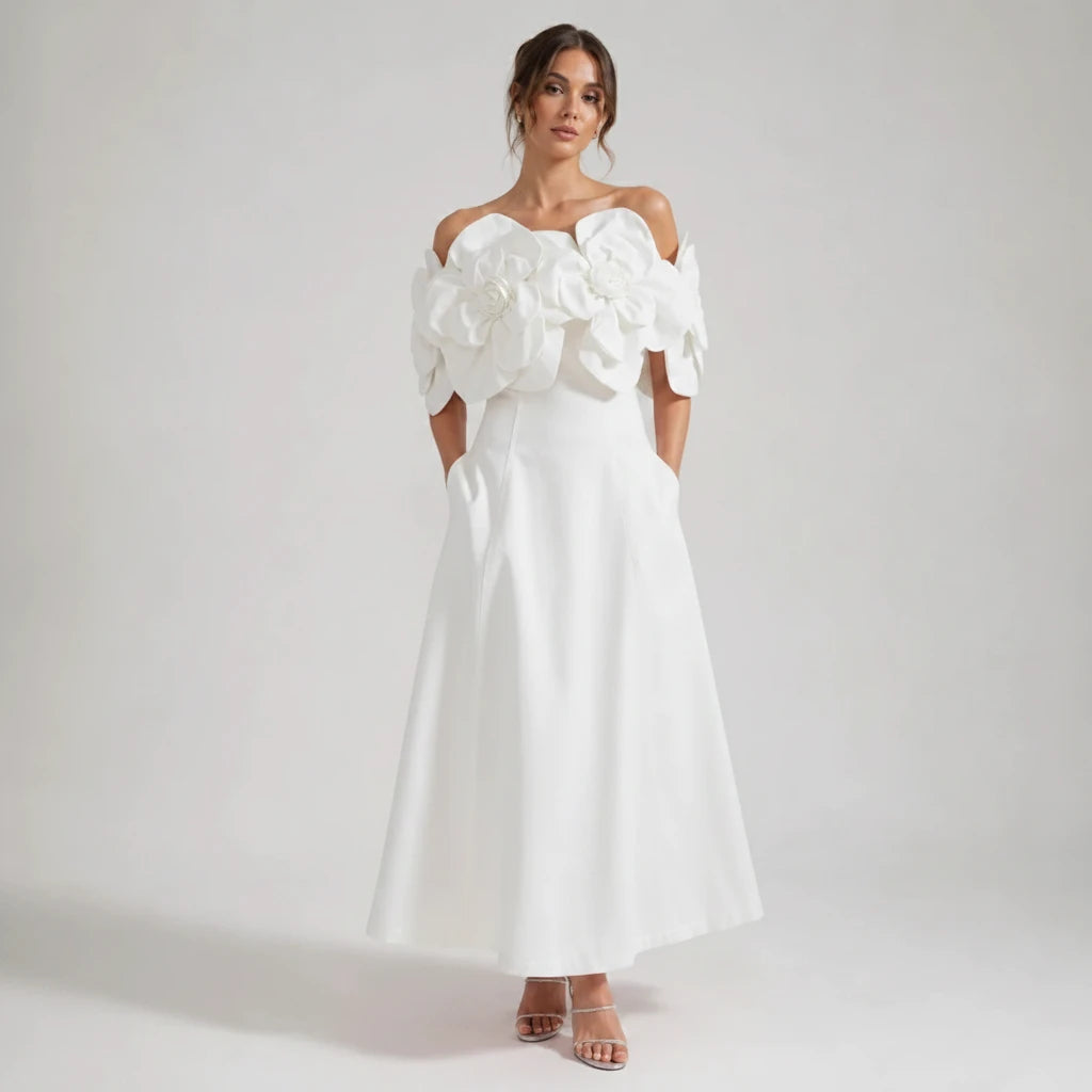 Robe midi épaules dénudées à détails floraux