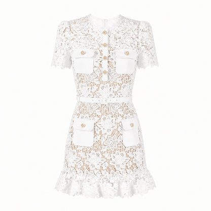 Robe florale brodée à manches courtes